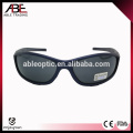 Compre a venda por atacado da China sunglass esporte desportivo